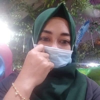 Pemuas Emak2 STW @stwmaniax Twitter profile .